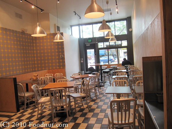 http://www.foodnut.com/i/Super-Duper-burgers-San-Francisco/Super-Duper-San-Francisco-interior-decor.jpg