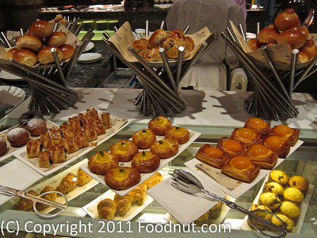 Shangri La Guilin Li Cafe Breakfast Buffet 8